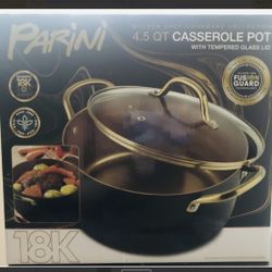 Brand New 4.5 qt Casserole Pot