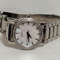 DKNY Women’s Silver Watch w/ Crystal Bezel – New Battery – Works Perfect