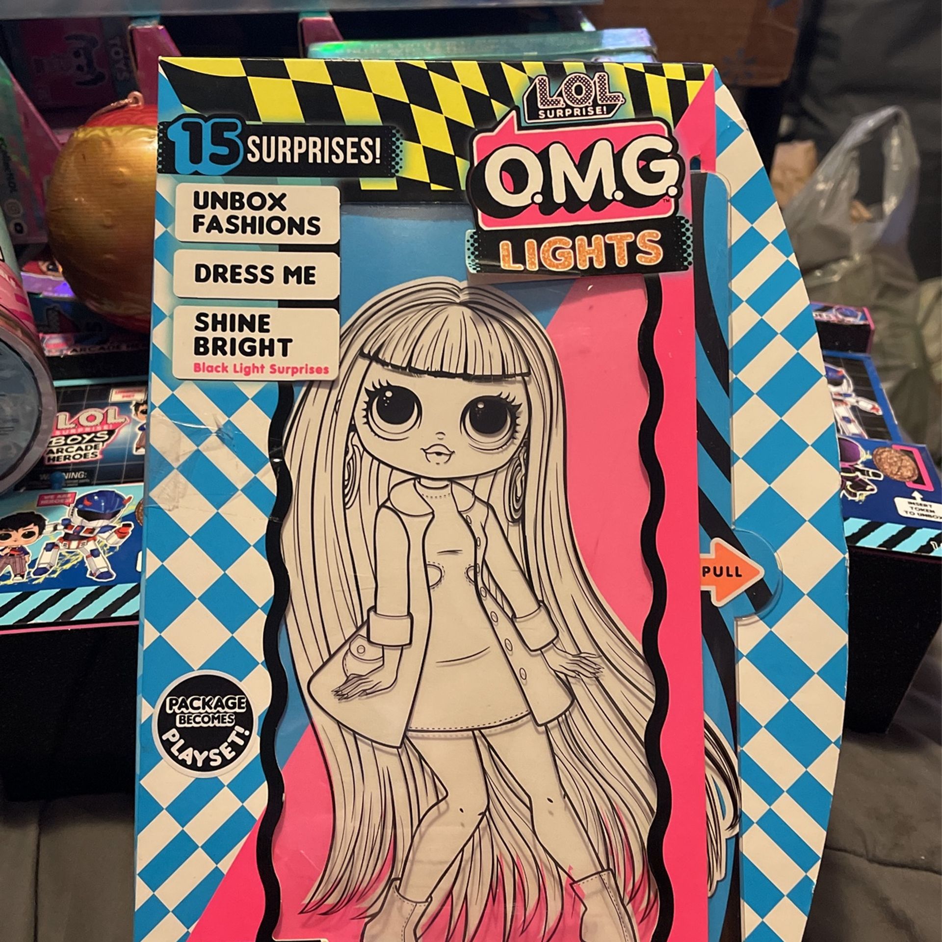 LOL Surprise! O.M.G. Lights- Groovy Babe