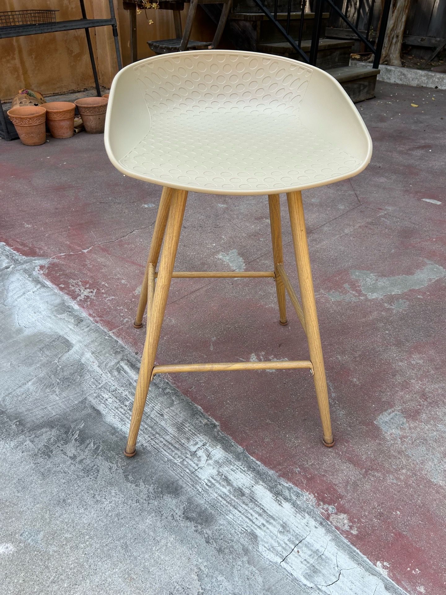 2 24” barstools