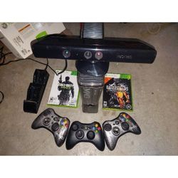 Xbox 360 320GB W/ Kinect + Games