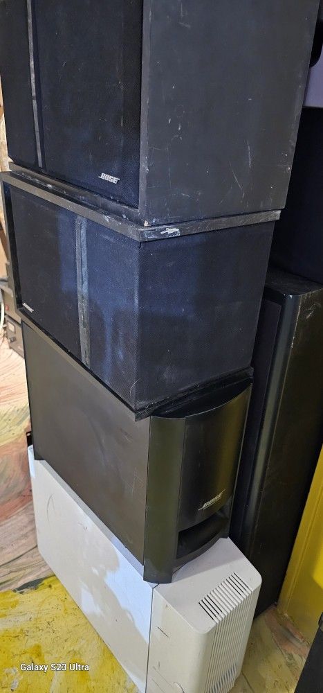 Bose 301 Series III Black Speakers 2/cinemat II Acoustimass 25 Series II/ All 4