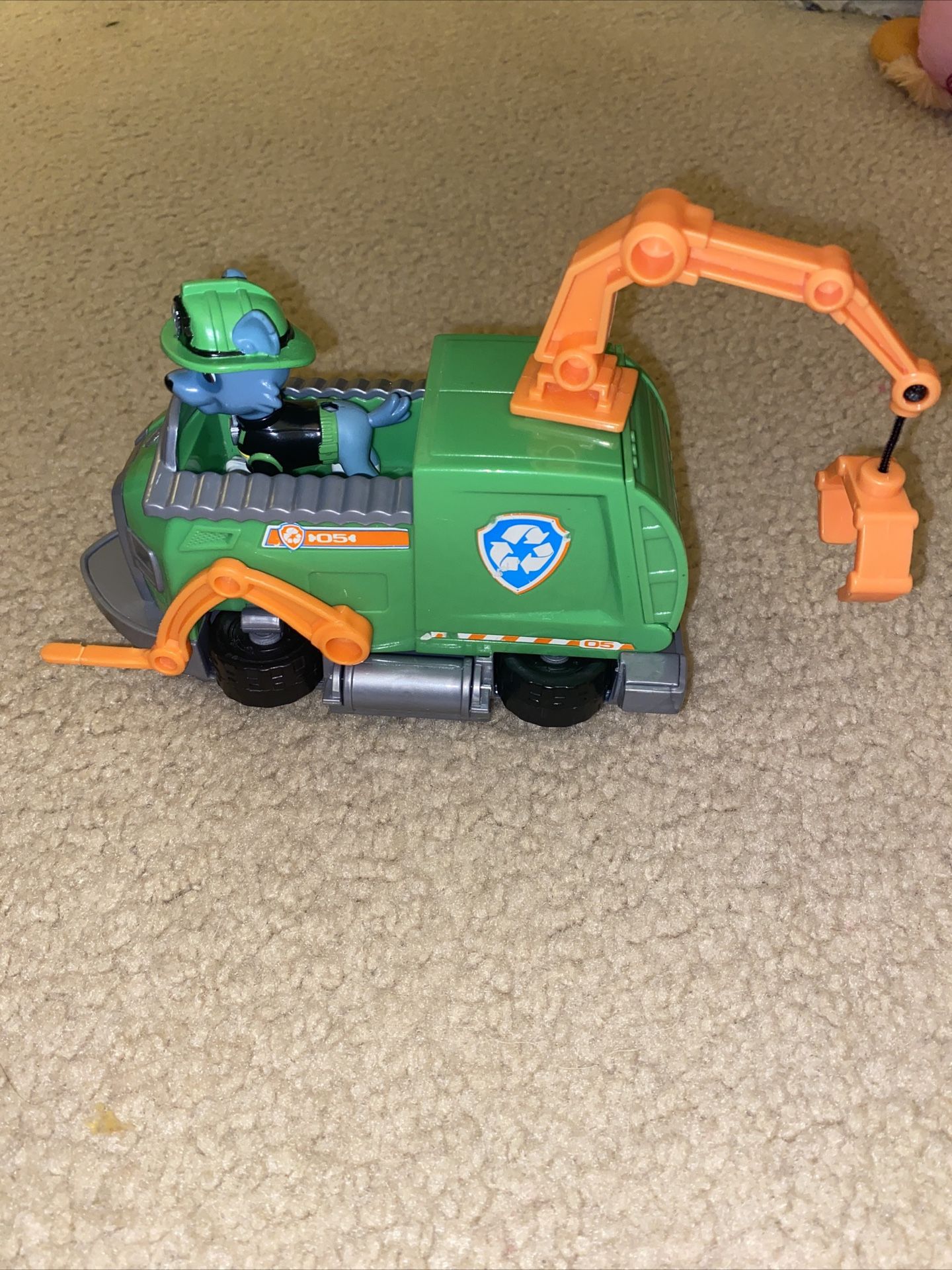 Paw Patrol Rocky Figurine And Tug Boat!