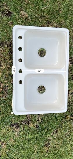 White Enamel Dual sink