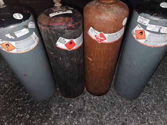 (4) Acetylene "B" tanks for welding.
