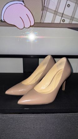 Nude High heels