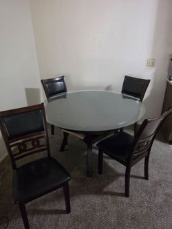 Round Glass Top Dining Table with 4 Chairs