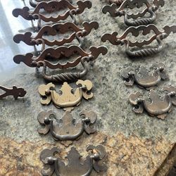 Antiques Knobs For Cabinets & Furniture 