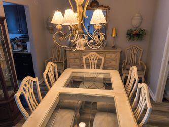 Stanley Dining room set