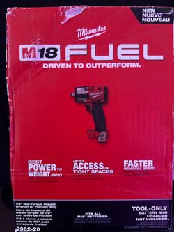 Milwaukee M18 FUEL 1/2" Mid-Torque Impact Wrench