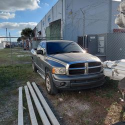 2004 Dodge Ram 1500 Hemi 4x4