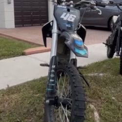 72 Volt MotoTec  Blue And Black 