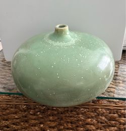 Ceramic Bud Vase