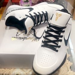 Nike Kobe 4 Protro "Gigi" White Black Gold
