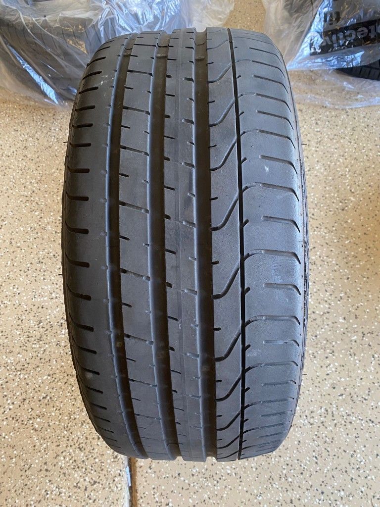 Pirelli P Zero 245/35/20