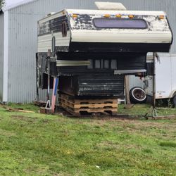 Slide In Truck Camper, No Title. Needing Tlc. Awesome Low Budget Project.Price May Go Up It I Startworking On Her