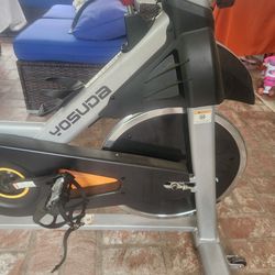 Stationary bike