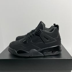 Black Cat Jordan 4 Retro