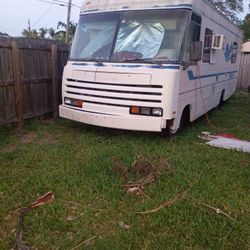 1993 Winnebago RV 