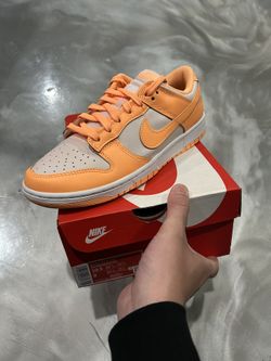Nike Dunk Low Peach Cream 10.5W 9M