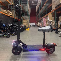 Electric scooter