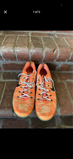 Men Kobe shoes  Nike LeBron size 13