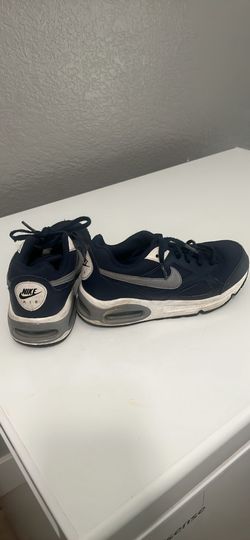 Boys Nike shoes size 1