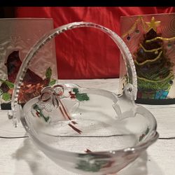Holiday serving bowl and two tea light vases