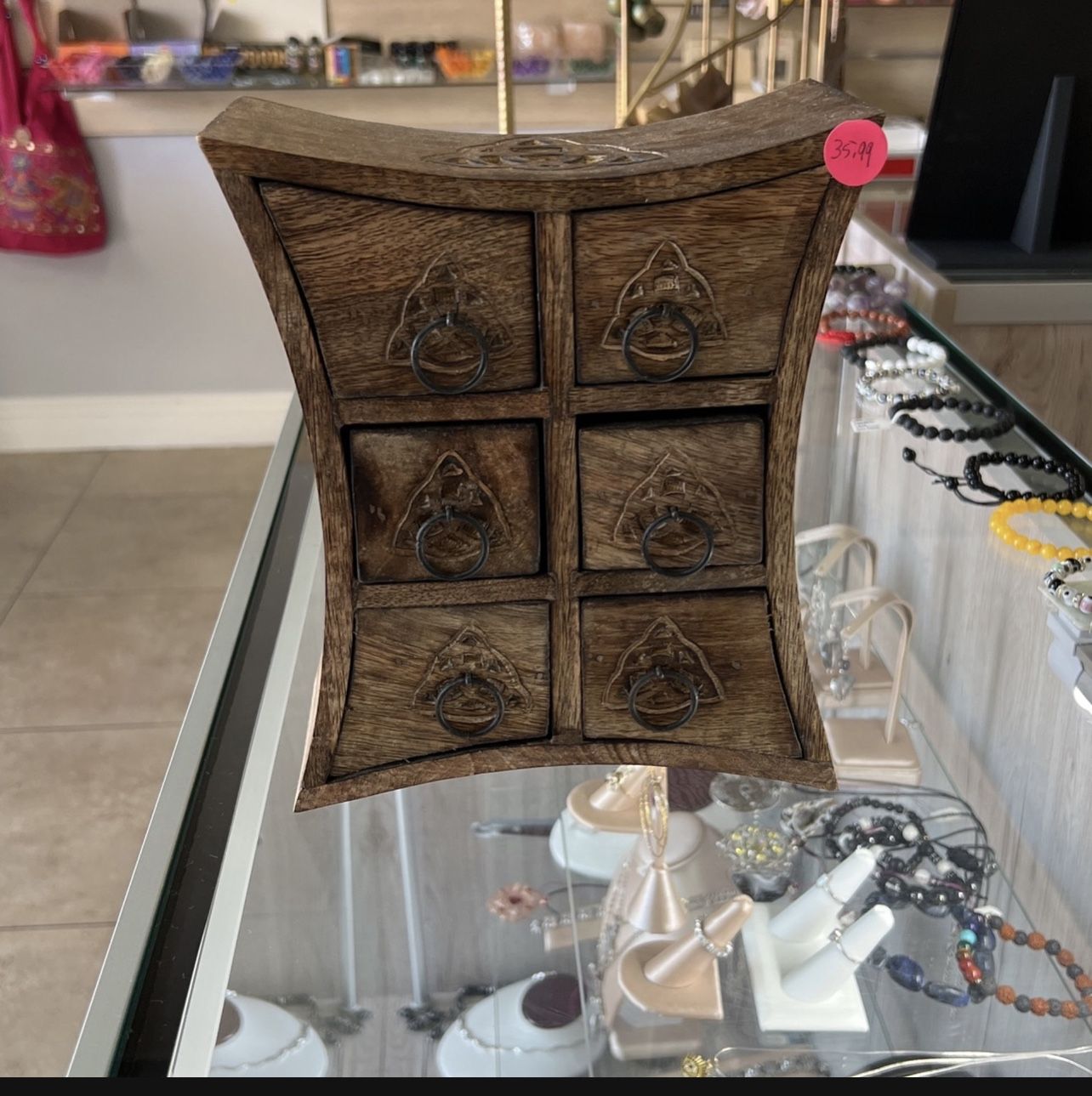 Storage Almirah Curved Triquetra