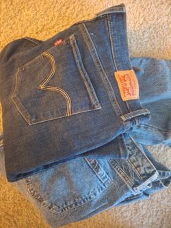 Levi/wild fable jeans.
