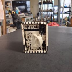 "NEW " Bistro De Paris Mini Souvenir Mug W/Spoon & Scenes Of France's Tourist Attractions 2.75"H x 2 3/8"W