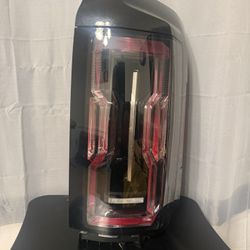 2023-2025 GMC HUMMER EV RH TAIL LIGHT OEM