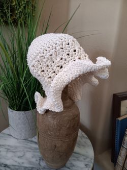 $22 Crocheted Bucket Hat Size 
3 to 10 Years. 100% Cotton Yarn