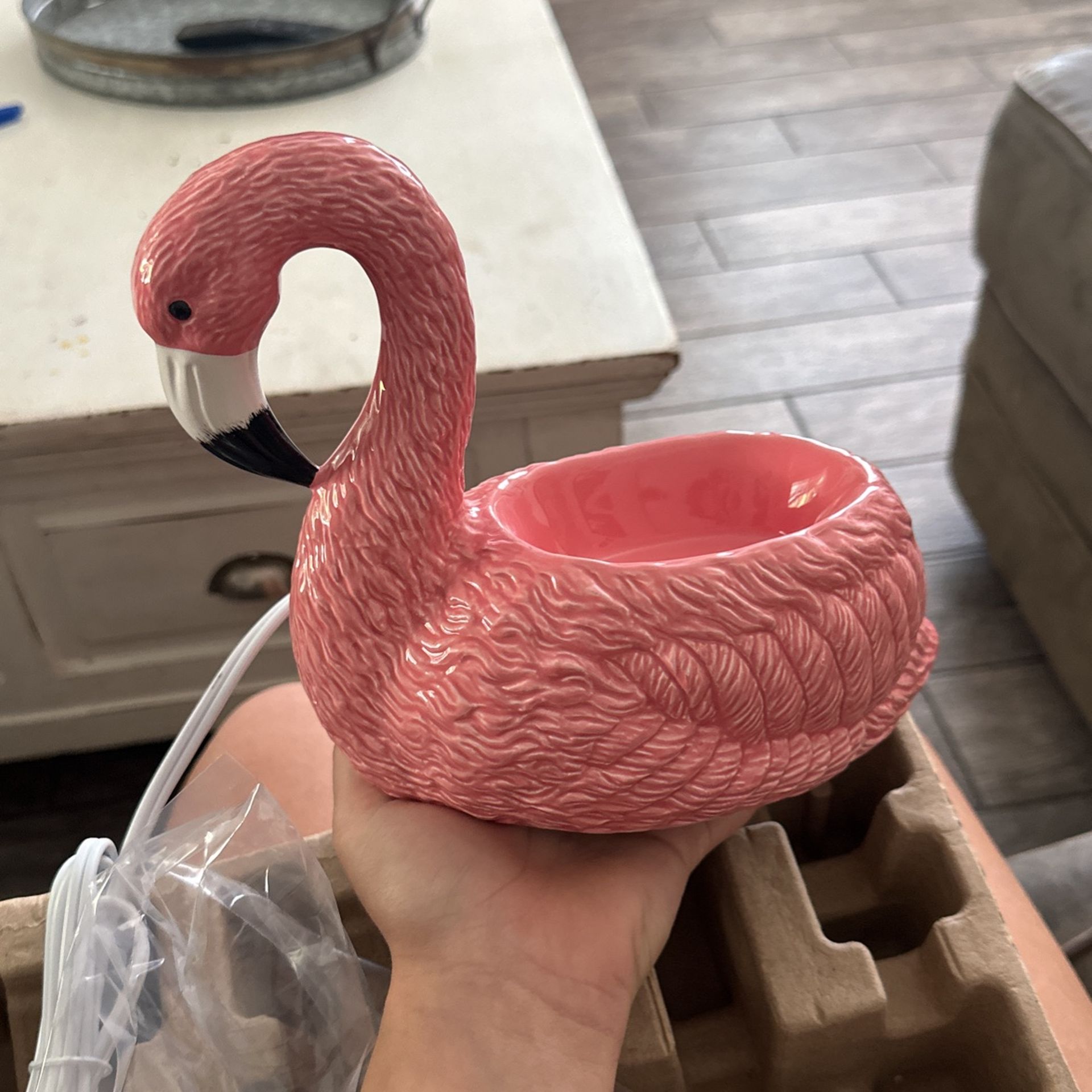 Scentsy Pink Flamingo Warmer