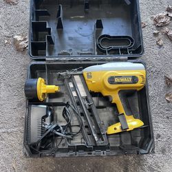 16 Gauge Angle Nailer