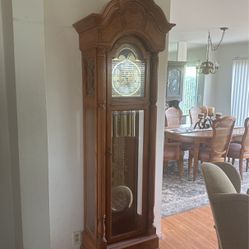 Wonderful Classic Grandfather Clock