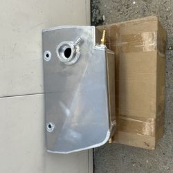 Chevrolet Corvette C5  Coolant Reservoir Aluminum year 97 - 04 new aftermarket