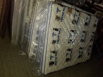 New orthopedic mattresses and matching box springs