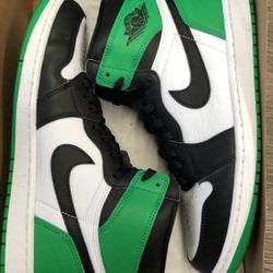 Air Jordan 1 Retro High “Lucky Green”
