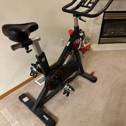 Sunny Health & Fitness Magnetic Belt Drive Indoor Cycling Bike