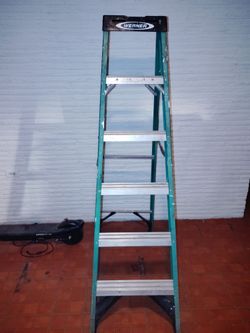 Werner fiberglass 6,ft ladder