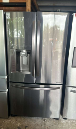 LG French Door Fridge – Black Stainless, Ice & Water, 25 cu ft