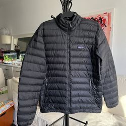 Patagonia Mens Black Down Jacket 