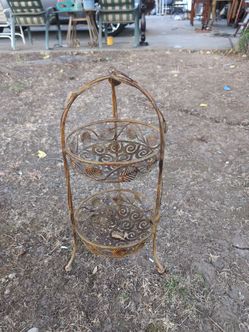 Two-Tier Iron Leaf Basket Stand