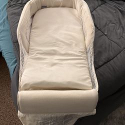 Co Sleeper Portable Bassinet