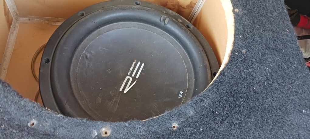 Amp Subs For Sale. Prices Low. Must Get Out Of Mom´s Garage. Shoot Offee. Negotiable Reasonable Price,All Products : American Fashion Style Bags On Sale