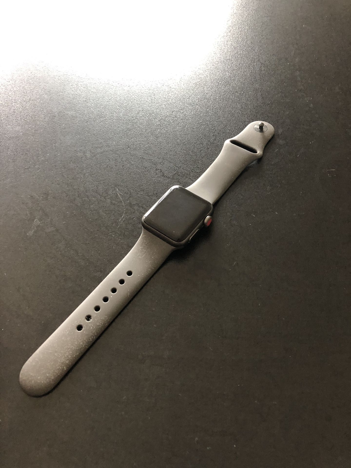 Series 3 Apple Watch, (38mm) like new