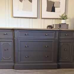 Buffet/Credenza/Media center