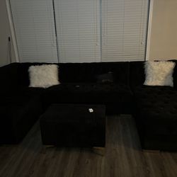 Sectional Couch & Ottoman MUST BE GONE TODAY 