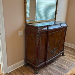 Vintage 18th Century Style Bureau